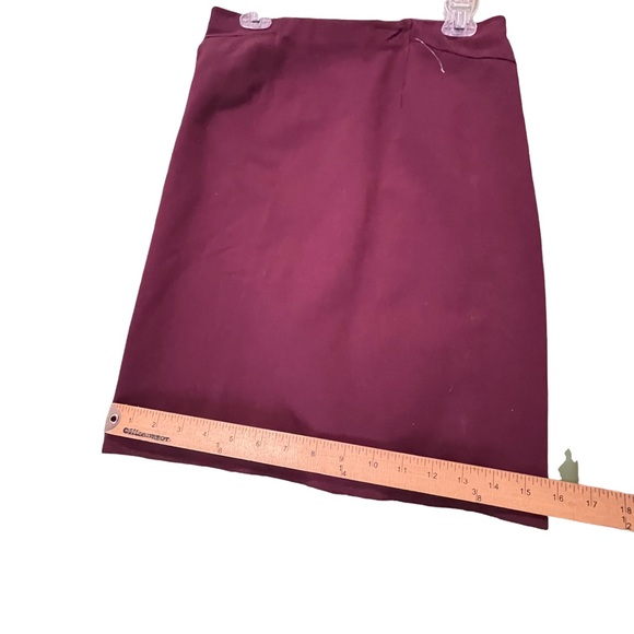 Ann Taylor skirt Size 6 - Picture 8 of 13